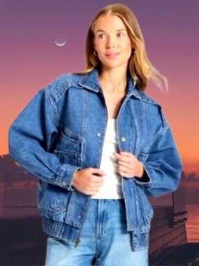 🆕Universal Thread Women’s plus-size Oversized Vintage-style Bomber Jacket❤️❤️3X